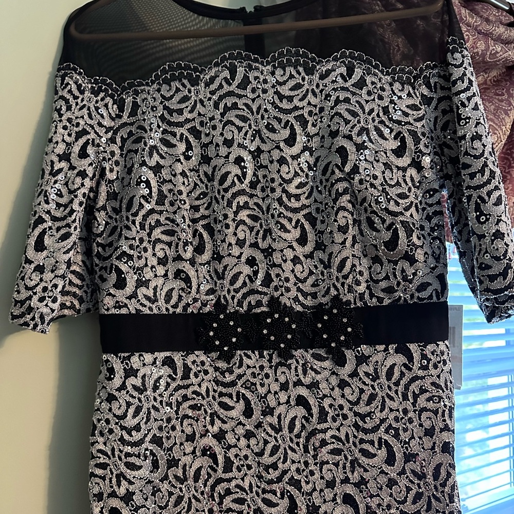 Elegant Black and Silver Lace Dress size 10 NWT gax